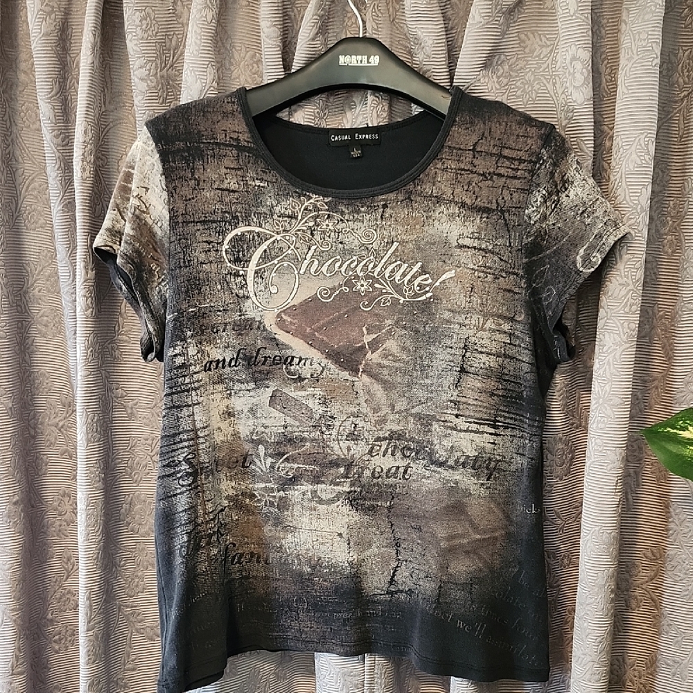 Chocolate Graphic Short Sleeve Top